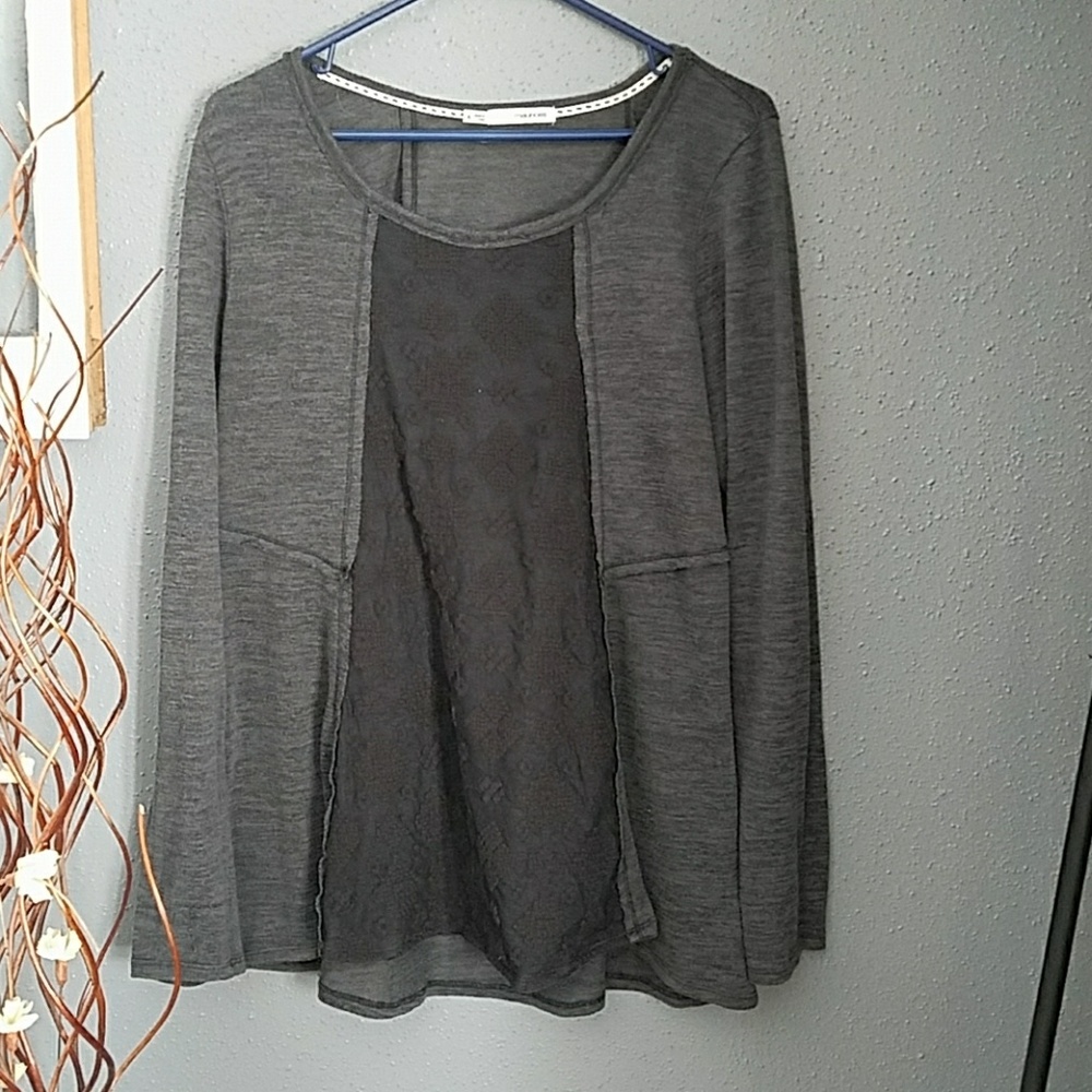 MAURICES TOP lace front size XL